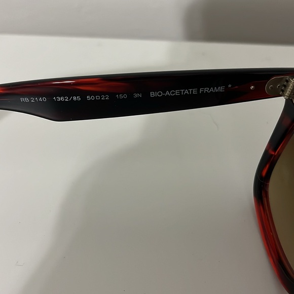 Ray Ban RB2140 Original Wayfarer Bio-Based Uni-Sex sunglasses. Case included. - Picture 6 of 8